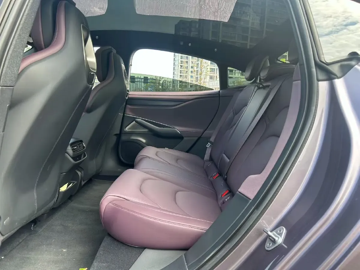 2024 MI SU7 BEV 94.3KWH,autocango,china used car exporter,china ev exporter,chinese used car exporter,chinese used ev exporter