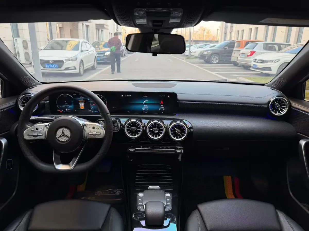 2022 Mercedes-Benz A Class 1.3T 163HP L4 7DCT,autocango,china used car exporter,china ev exporter,chinese used car exporter,chinese used ev exporter