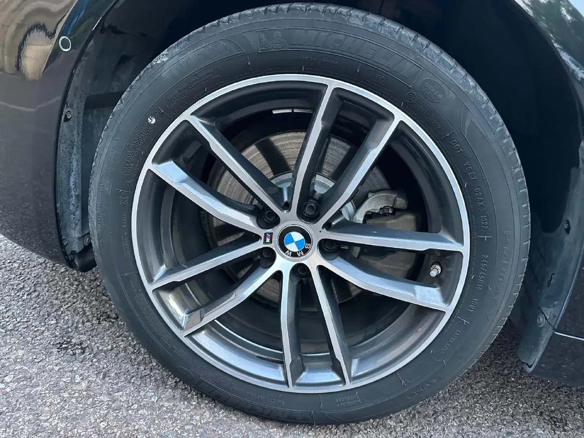 2022 BMW 5 Series 2.0T 184HP L4 8AT,autocango,china used car exporter,china ev exporter,chinese used car exporter,chinese used ev exporter