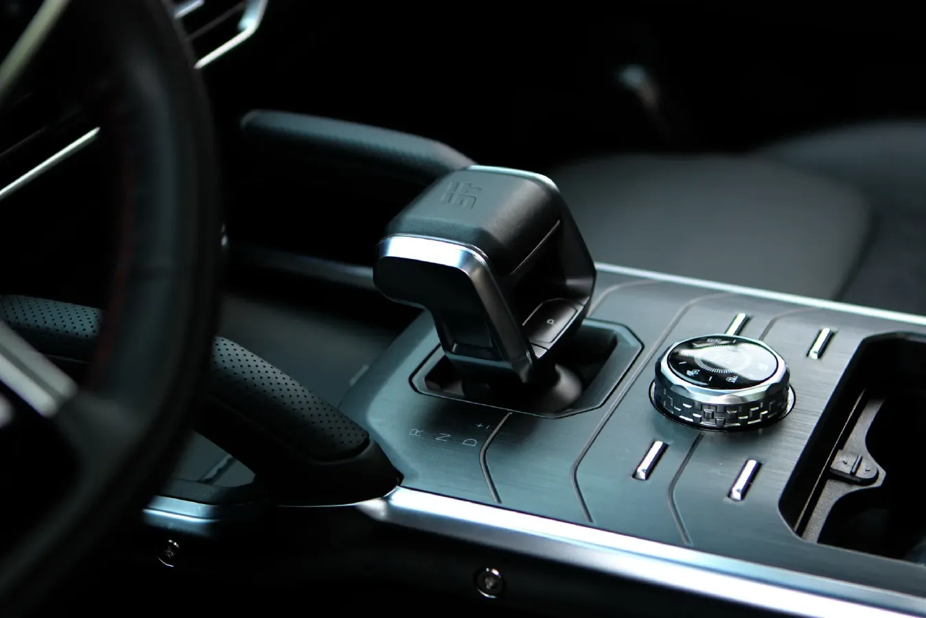 2025 Jetour Traveller 2.0T 254HP L4 7DCT,autocango,china used car exporter,china ev exporter,chinese used car exporter,chinese used ev exporter