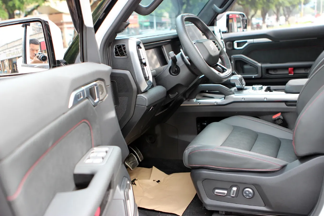 2025 Jetour Traveller 2.0T 254HP L4 7DCT,autocango,china used car exporter,china ev exporter,chinese used car exporter,chinese used ev exporter