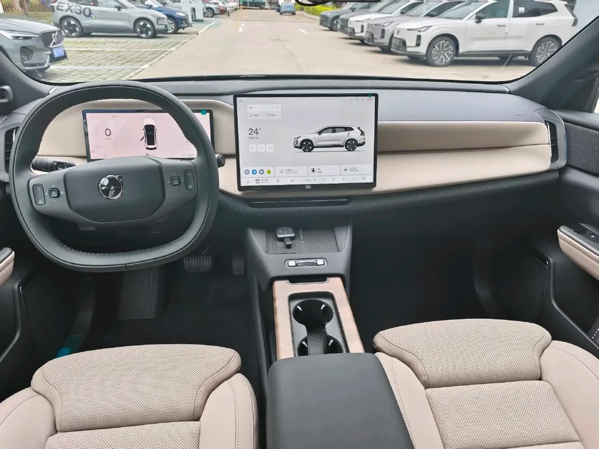 2026 Volvo XC70 PHEV 1.5T 156HP L4 3DHT PHEV,autocango,china used car exporter,china ev exporter,chinese used car exporter,chinese used ev exporter