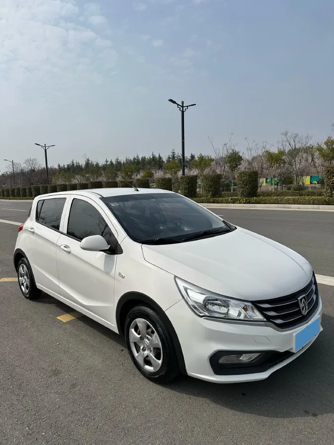 2016 BaoJun 310 1.2L 82HP L4 5MT,autocango,china used car exporter,china ev exporter,chinese used car exporter,chinese used ev exporter