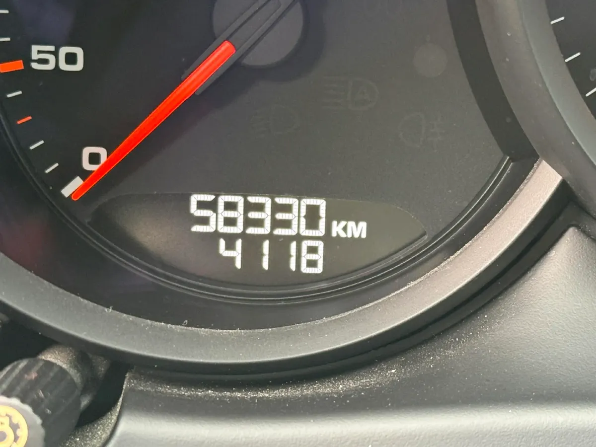 2018 Porsche Macan 2.0T 252HP L4 7DCT,autocango,china used car exporter,china ev exporter,chinese used car exporter,chinese used ev exporter