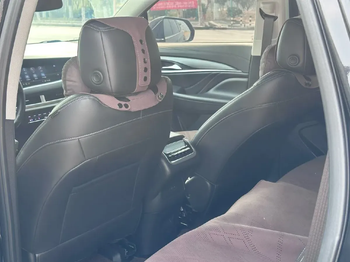 2022 Buick Enclave 2.0T 237HP L4 9AT,autocango,china used car exporter,china ev exporter,chinese used car exporter,chinese used ev exporter