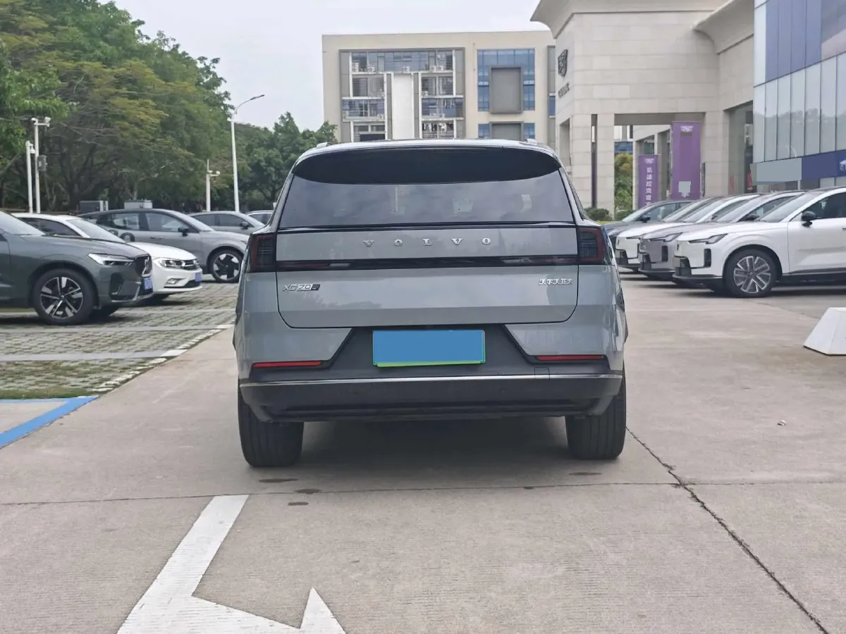 2026 Volvo XC70 PHEV 1.5T 156HP L4 3DHT PHEV,autocango,china used car exporter,china ev exporter,chinese used car exporter,chinese used ev exporter