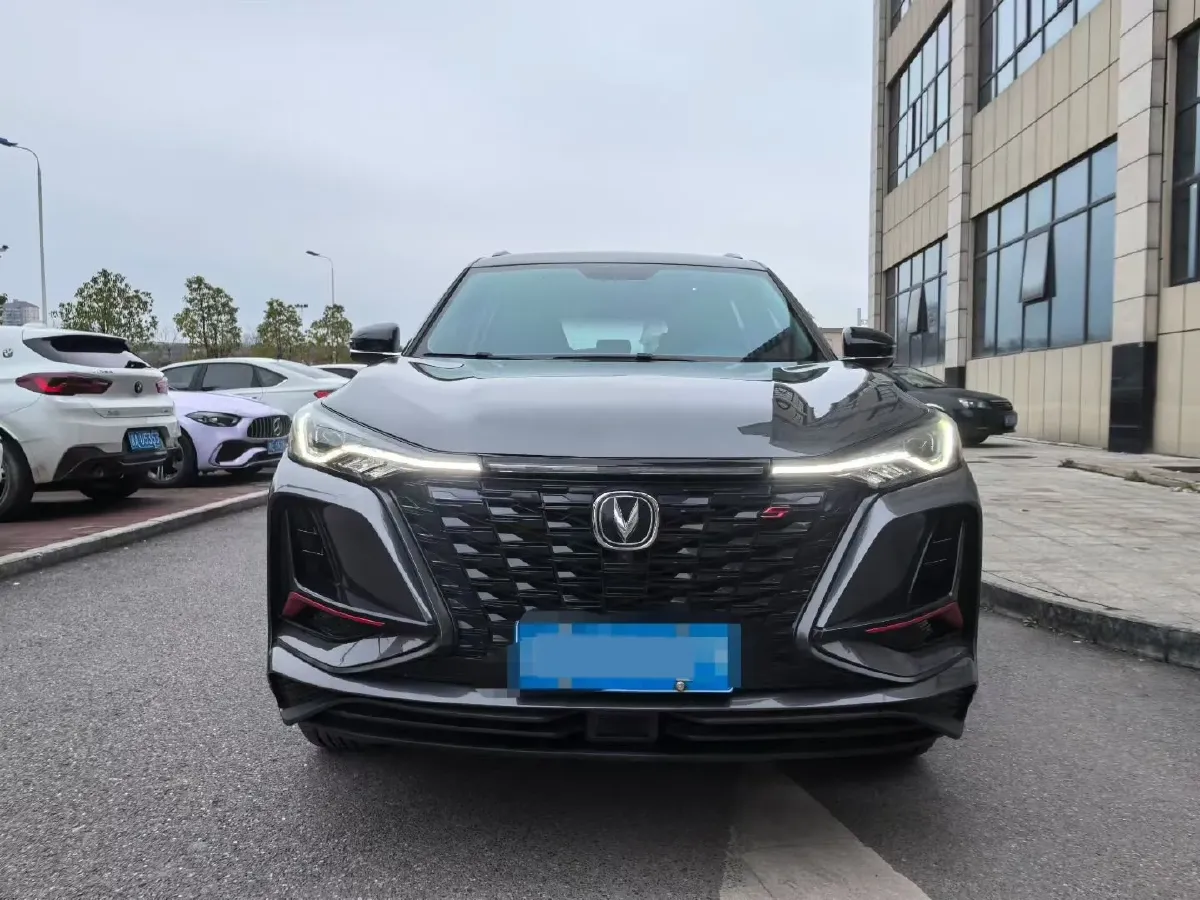 2022 ChangAn CS75 1.5T 180HP L4 7DCT,autocango,china used car exporter,china ev exporter,chinese used car exporter,chinese used ev exporter