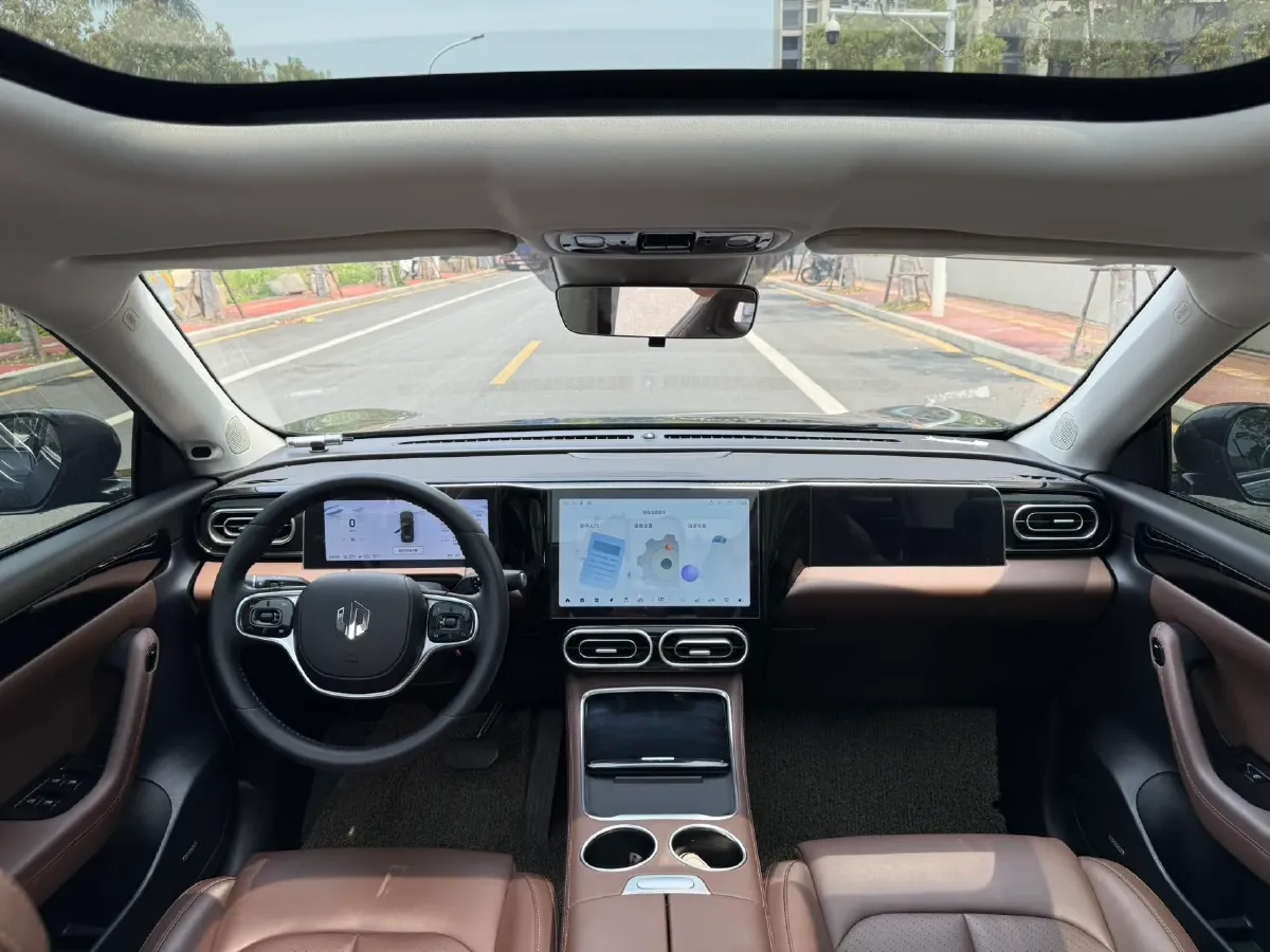 2023 Leapmotor C11 1.5L 95HP L4 REEV 43.74KWH,autocango,china used car exporter,china ev exporter,chinese used car exporter,chinese used ev exporter