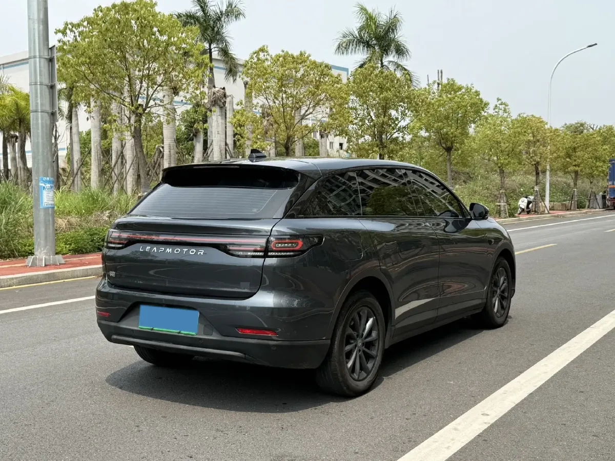 2023 Leapmotor C11 1.5L 95HP L4 REEV 43.74KWH,autocango,china used car exporter,china ev exporter,chinese used car exporter,chinese used ev exporter