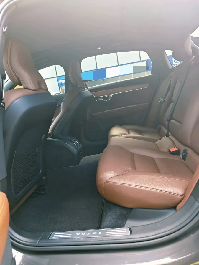 2024 Volvo S90 2.0T 250HP L4 8AT,autocango,china used car exporter,china ev exporter,chinese used car exporter,chinese used ev exporter