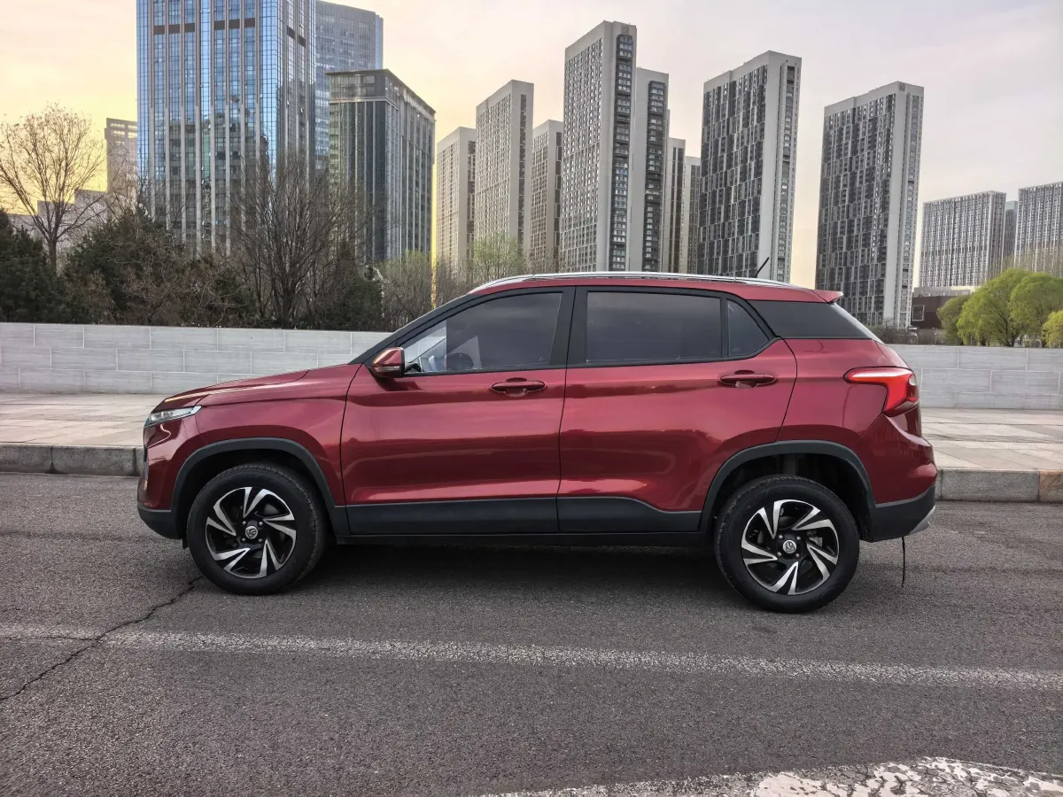 2017 BaoJun 310W 1.5L 105HP L4 6MT,autocango,china used car exporter,china ev exporter,chinese used car exporter,chinese used ev exporter