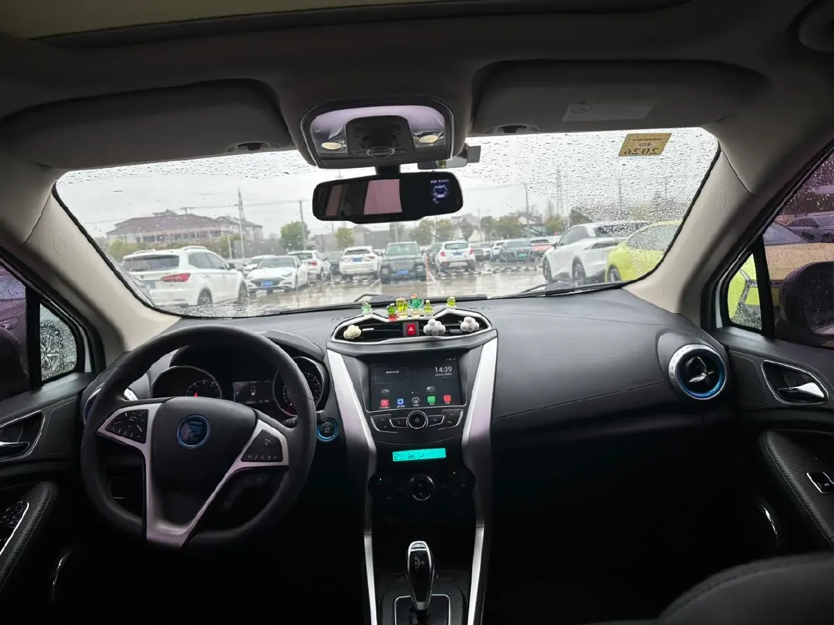 2018 BYD Yuan BEV 42KWH,autocango,china used car exporter,china ev exporter,chinese used car exporter,chinese used ev exporter