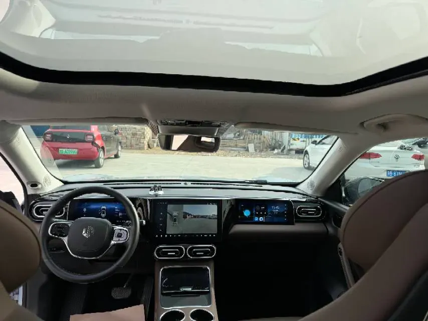 2023 Leapmotor C11 Range Extended 131HP REEV 30.1KWH,autocango,china used car exporter,china ev exporter,chinese used car exporter,chinese used ev exporter