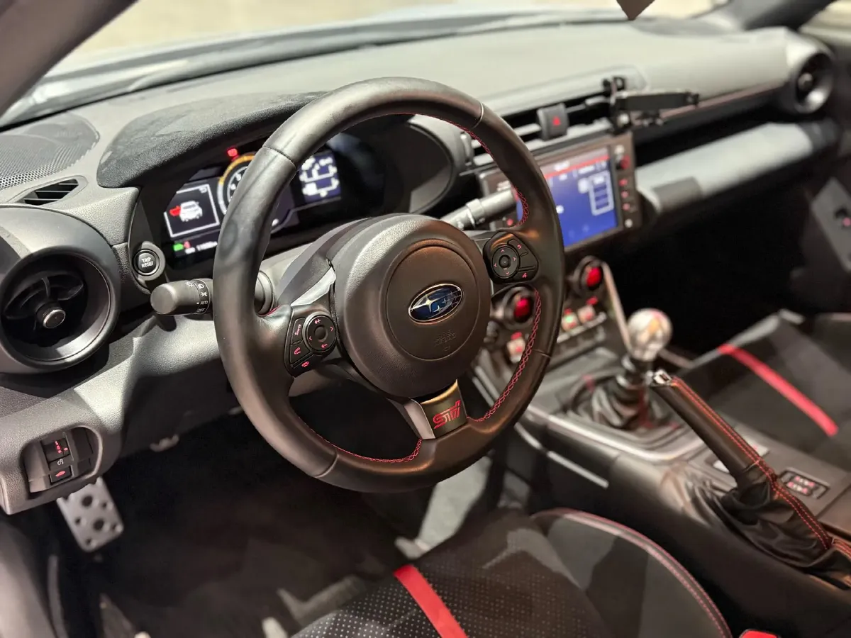 2022 Subaru BRZ 2.4L 234HP H4 6MT,autocango,china used car exporter,china ev exporter,chinese used car exporter,chinese used ev exporter