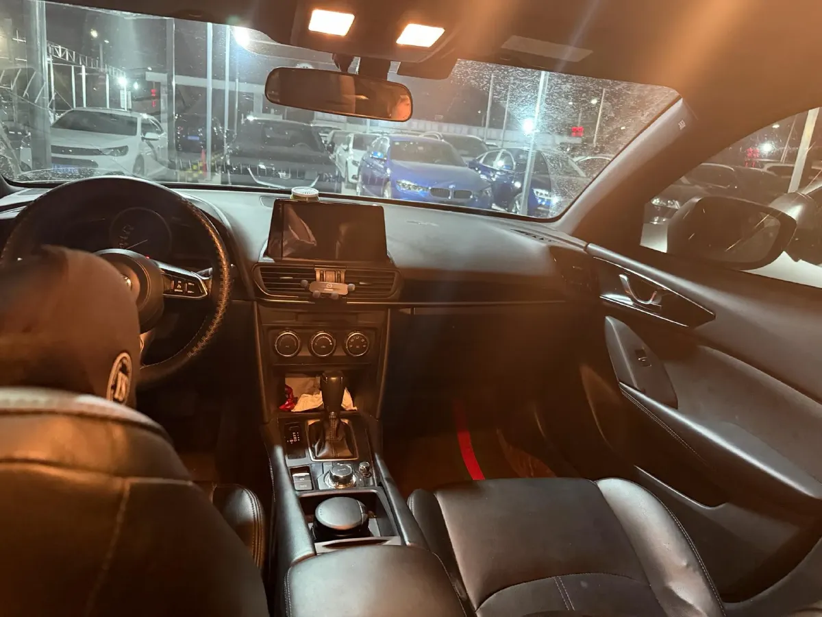 2021 Mazda CX-4 2.0L 158HP L4 6AT,autocango,china used car exporter,china ev exporter,chinese used car exporter,chinese used ev exporter