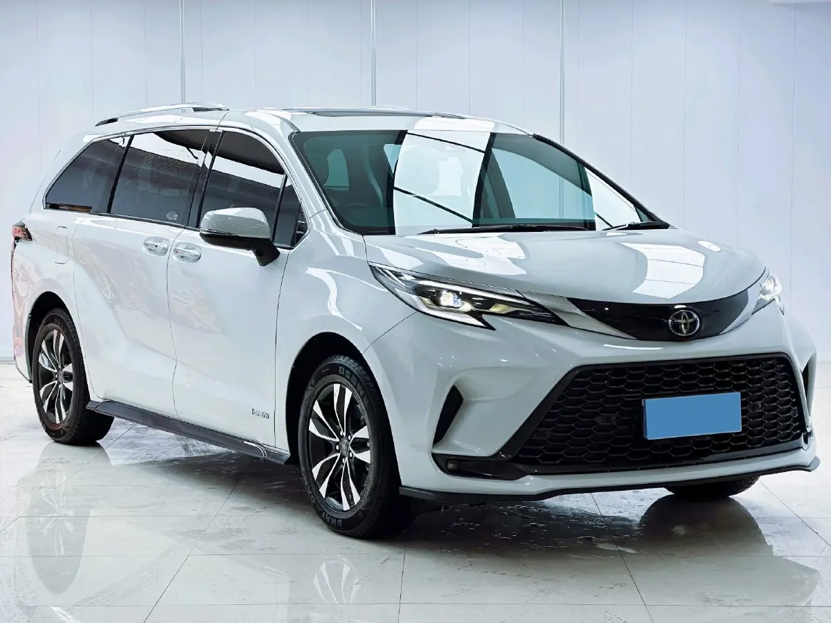 2024 Toyota Granvia 2.5L 189HP L4 E-CVT Hybrid,autocango,china used car exporter,china ev exporter,chinese used car exporter,chinese used ev exporter