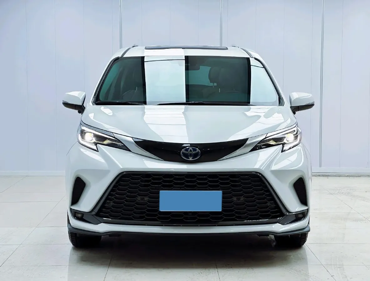 2024 Toyota Granvia 2.5L 189HP L4 E-CVT Hybrid,autocango,china used car exporter,china ev exporter,chinese used car exporter,chinese used ev exporter