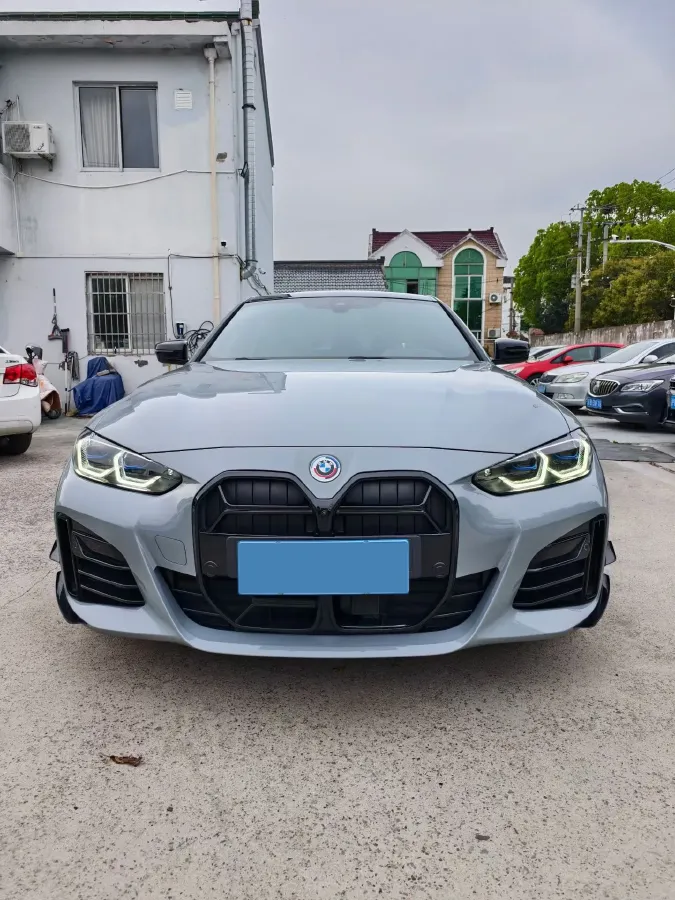 2022 Infiniti QX50 2.0T 261HP L4 CVT,autocango,china used car exporter,china ev exporter,chinese used car exporter,chinese used ev exporter