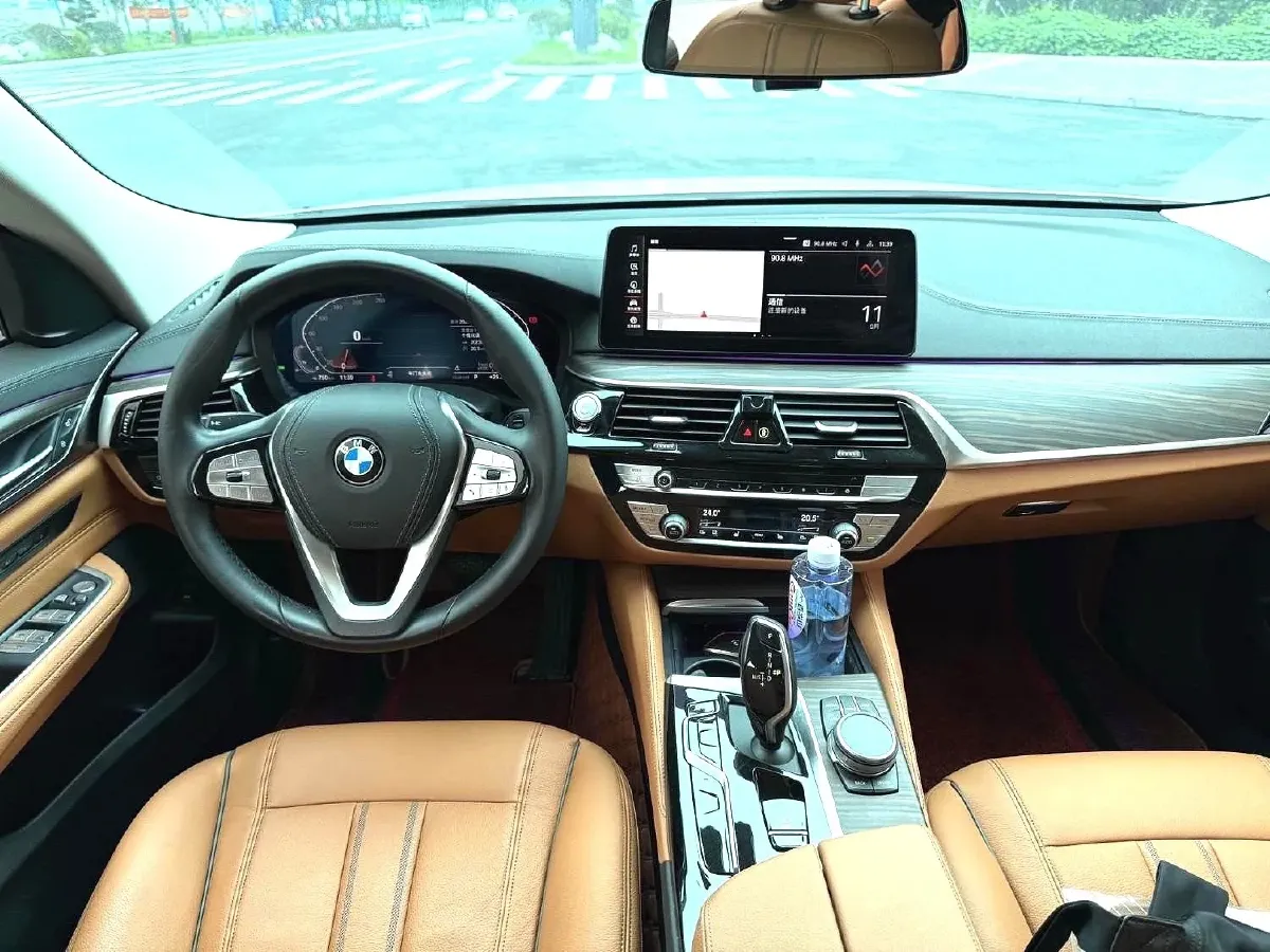 2021 BMW 6 Series GT 2.0T 258HP L4 8AT,autocango,china used car exporter,china ev exporter,chinese used car exporter,chinese used ev exporter