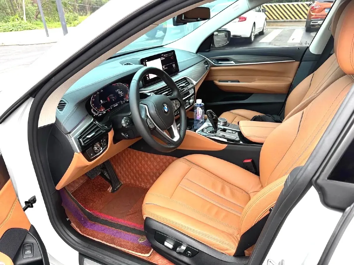 2021 BMW 6 Series GT 2.0T 258HP L4 8AT,autocango,china used car exporter,china ev exporter,chinese used car exporter,chinese used ev exporter