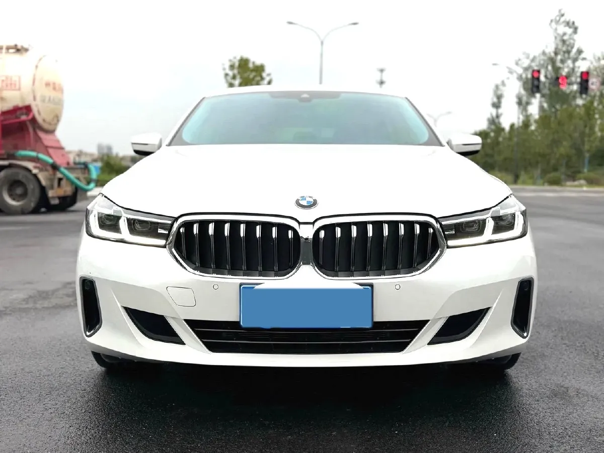 2021 BMW 6 Series GT 2.0T 258HP L4 8AT,autocango,china used car exporter,china ev exporter,chinese used car exporter,chinese used ev exporter