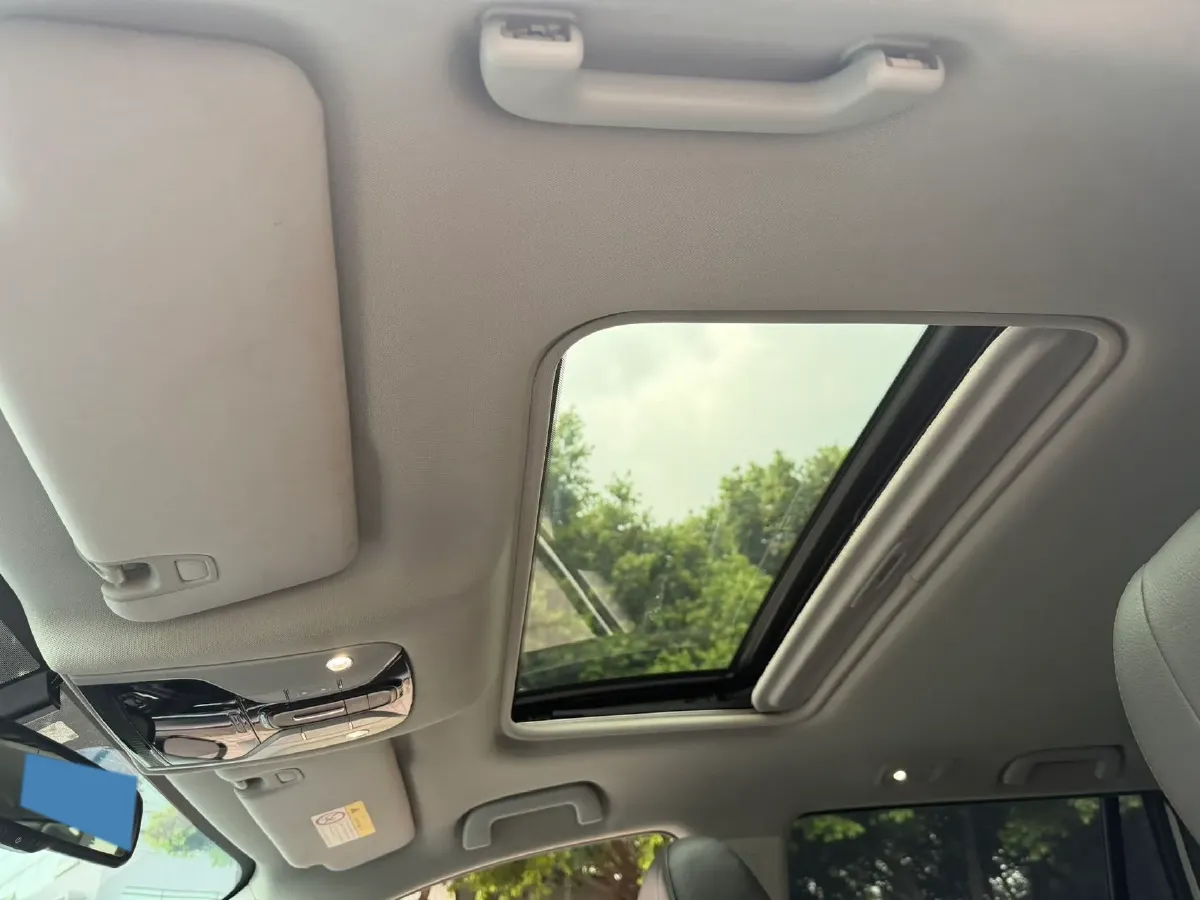 2017 GAC Trumpchi GS7 2.0T 201HP L4 6AT,autocango,china used car exporter,china ev exporter,chinese used car exporter,chinese used ev exporter