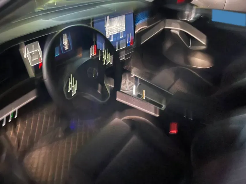 2024 Volkswagen Magotan 2.0T 220HP L4 7DCT,autocango,china used car exporter,china ev exporter,chinese used car exporter,chinese used ev exporter