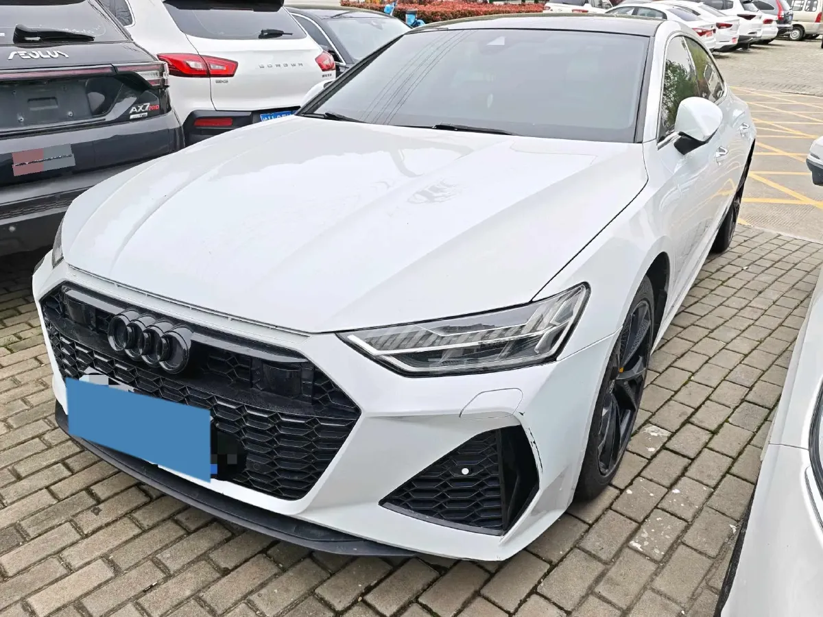 2022 Audi A7L 2.0T 245HP L4 7DCT,autocango,china used car exporter,china ev exporter,chinese used car exporter,chinese used ev exporter