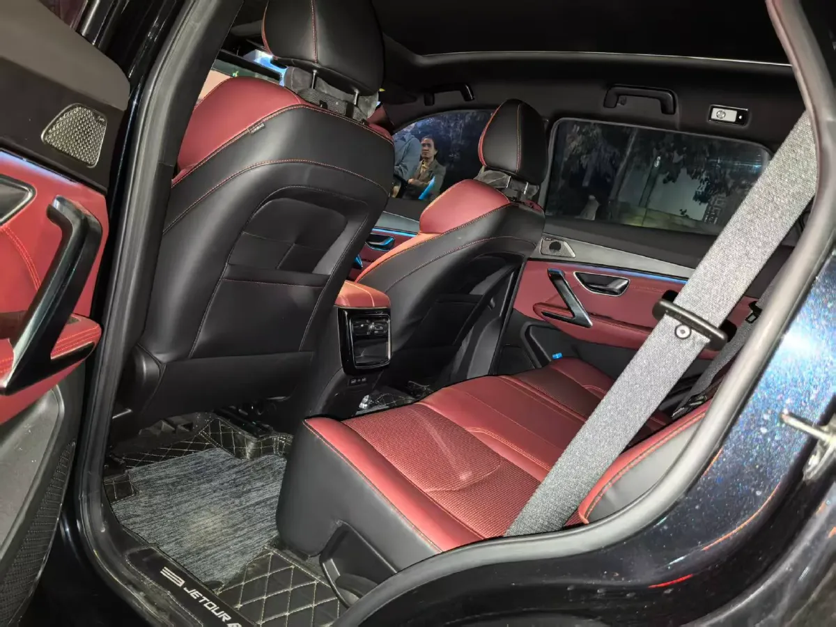 2021 Jetour X70 Plus 1.6T 197HP L4 7DCT,autocango,china used car exporter,china ev exporter,chinese used car exporter,chinese used ev exporter