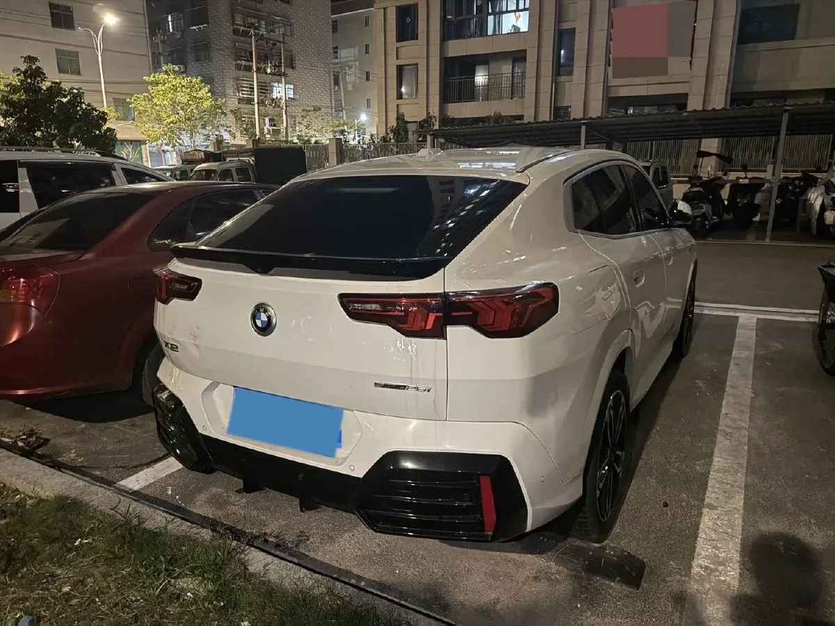 2024 BMW X2 2.0T 204HP L4 7DCT,autocango,china used car exporter,china ev exporter,chinese used car exporter,chinese used ev exporter