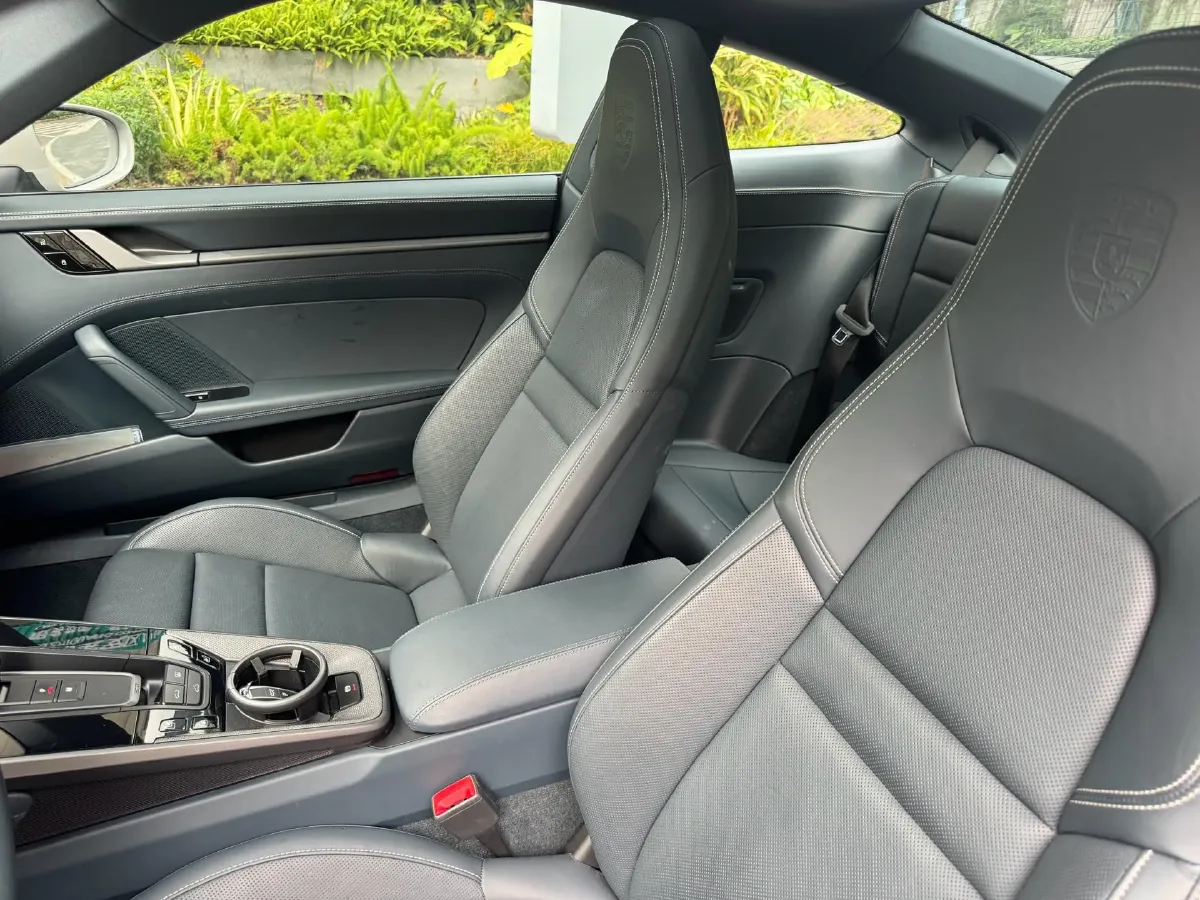 2020 Porsche 911 3.0T 385HP H6 8DCT,autocango,china used car exporter,china ev exporter,chinese used car exporter,chinese used ev exporter