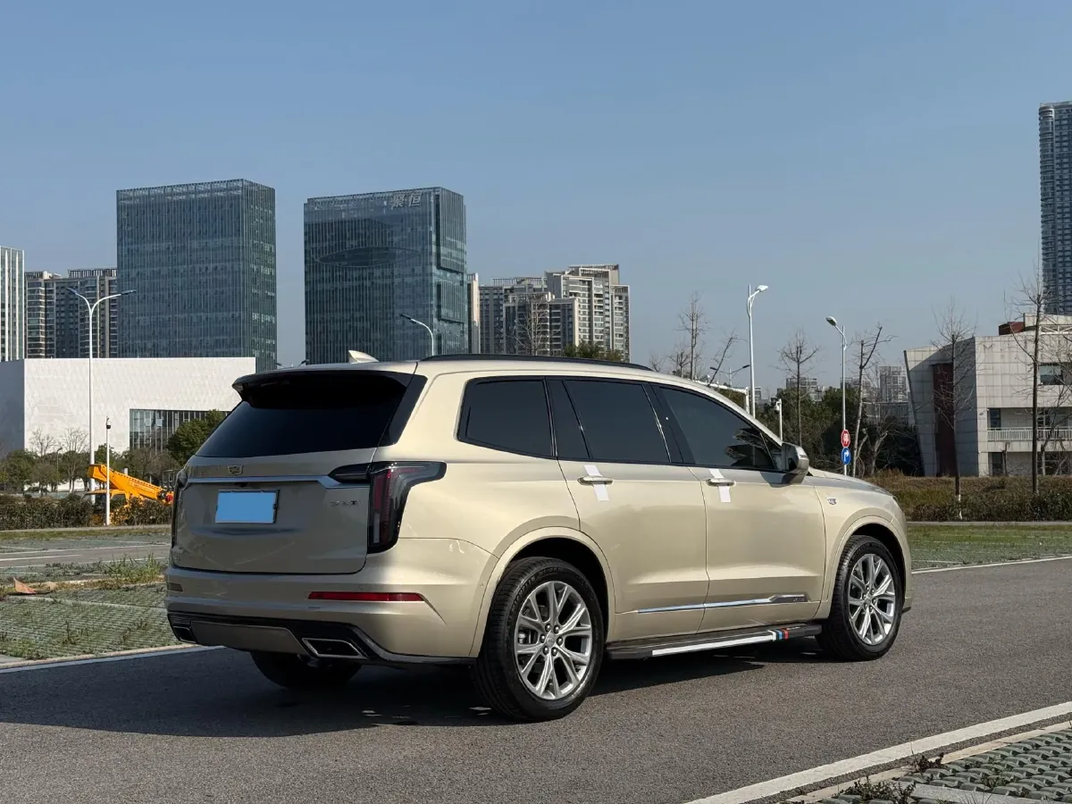 2021 Cadillac XT6 2.0T 237HP L4 9AT,autocango,china used car exporter,china ev exporter,chinese used car exporter,chinese used ev exporter