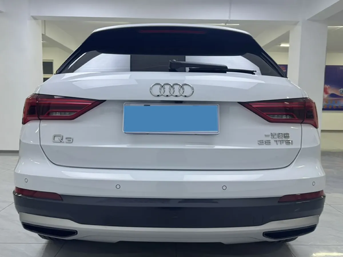 2022 Audi Q3 1.4T 150HP L4 7DCT,autocango,china used car exporter,china ev exporter,chinese used car exporter,chinese used ev exporter