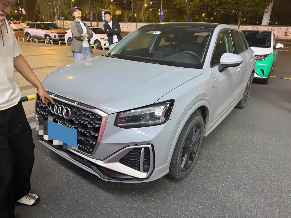 2022 Audi Q2L 1.4T 150HP L4 7DCT,autocango,china used car exporter,china ev exporter,chinese used car exporter,chinese used ev exporter