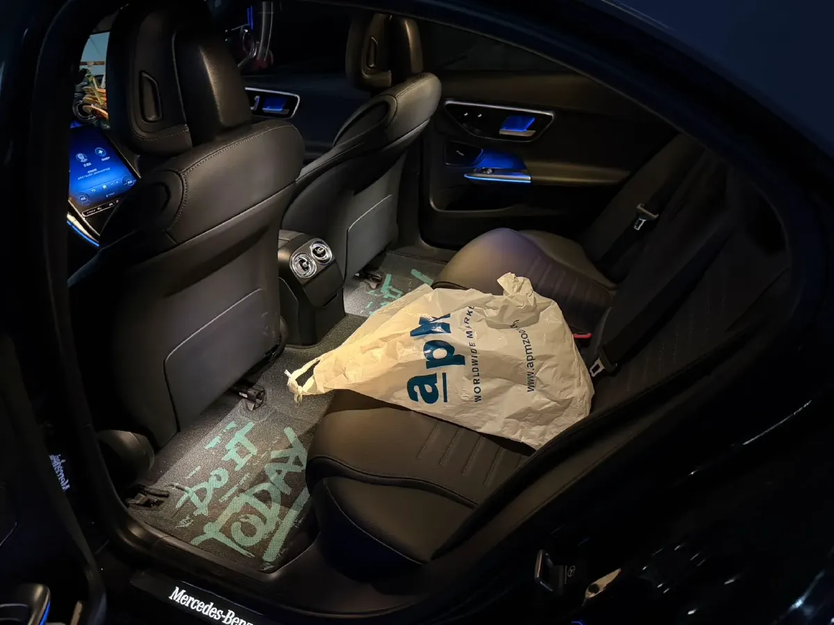 2023 Mercedes-Benz C Class 1.5T 204HP L4 9AT,autocango,china used car exporter,china ev exporter,chinese used car exporter,chinese used ev exporter