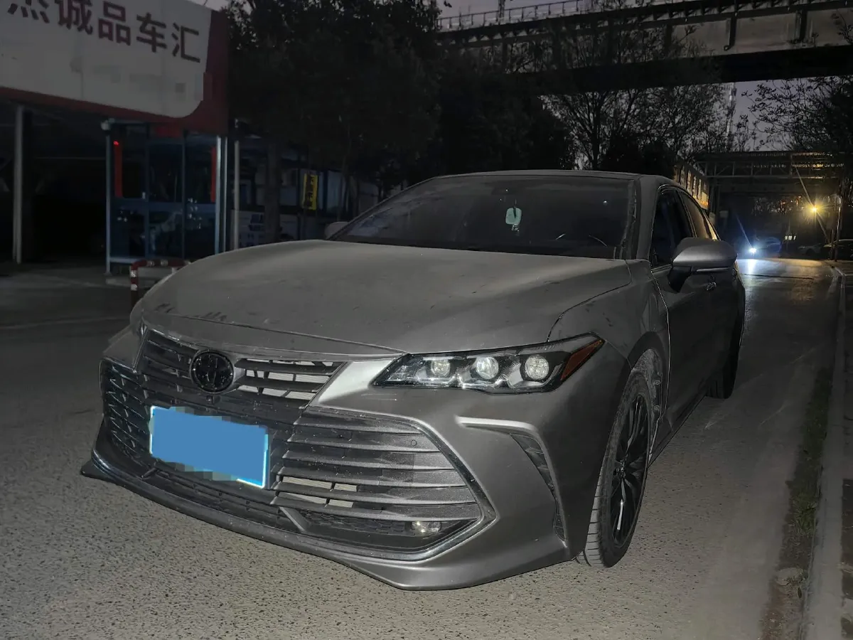 2022 Toyota Avalon 2.5L 209HP L4 8AT,autocango,china used car exporter,china ev exporter,chinese used car exporter,chinese used ev exporter