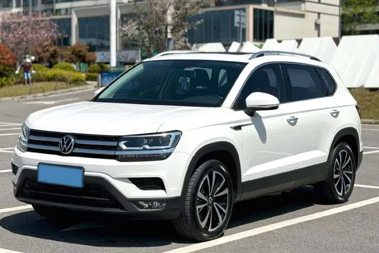 2019 Jeep Compass 1.3T 173HP L4 9AT,autocango,china used car exporter,china ev exporter,chinese used car exporter,chinese used ev exporter