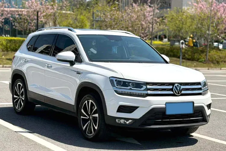 2019 Jeep Compass 1.3T 173HP L4 9AT,autocango,china used car exporter,china ev exporter,chinese used car exporter,chinese used ev exporter