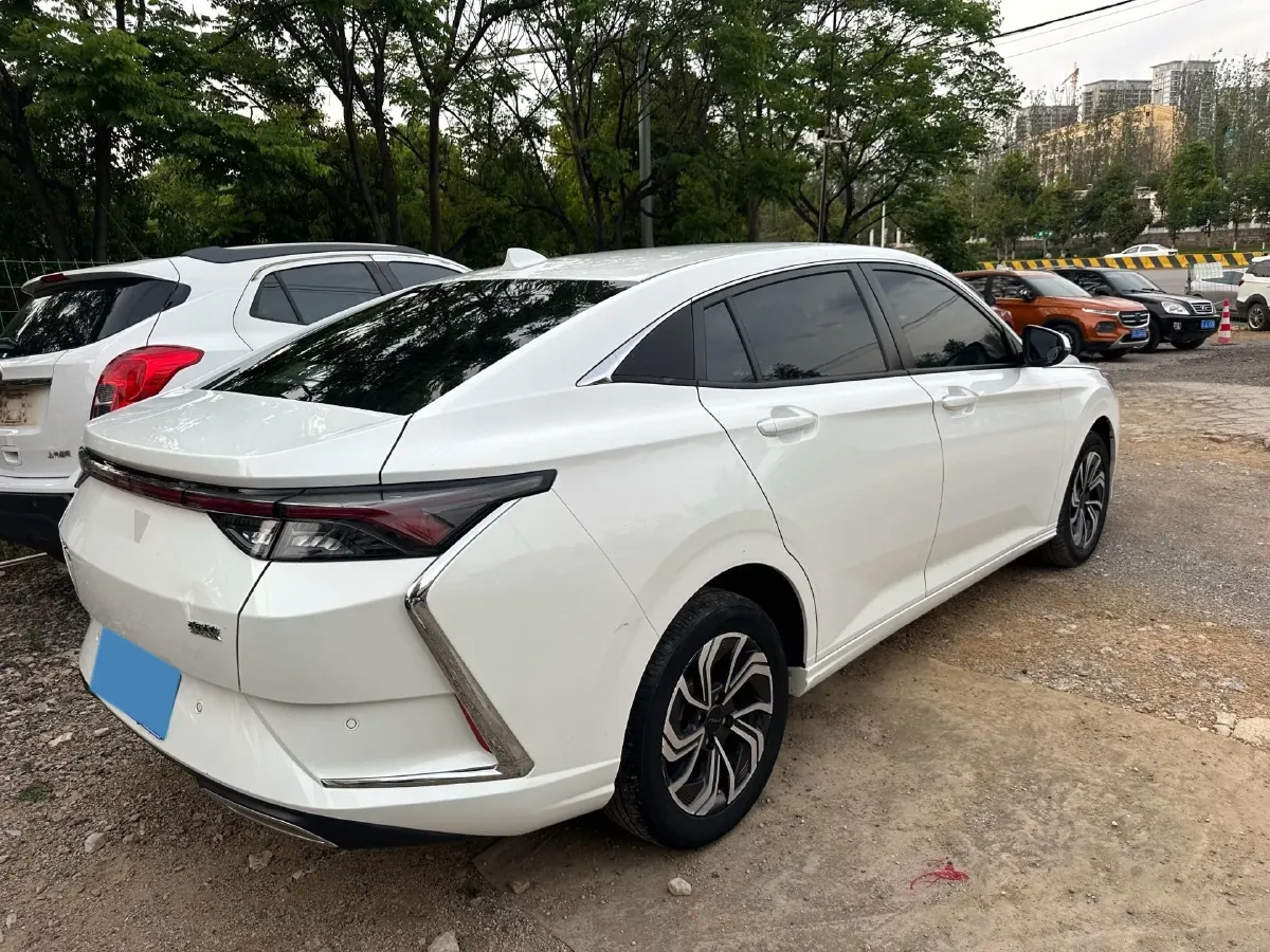 2021 DongFeng Aeolus YiXuan 1.5T 150HP L4 6DCT,autocango,china used car exporter,china ev exporter,chinese used car exporter,chinese used ev exporter