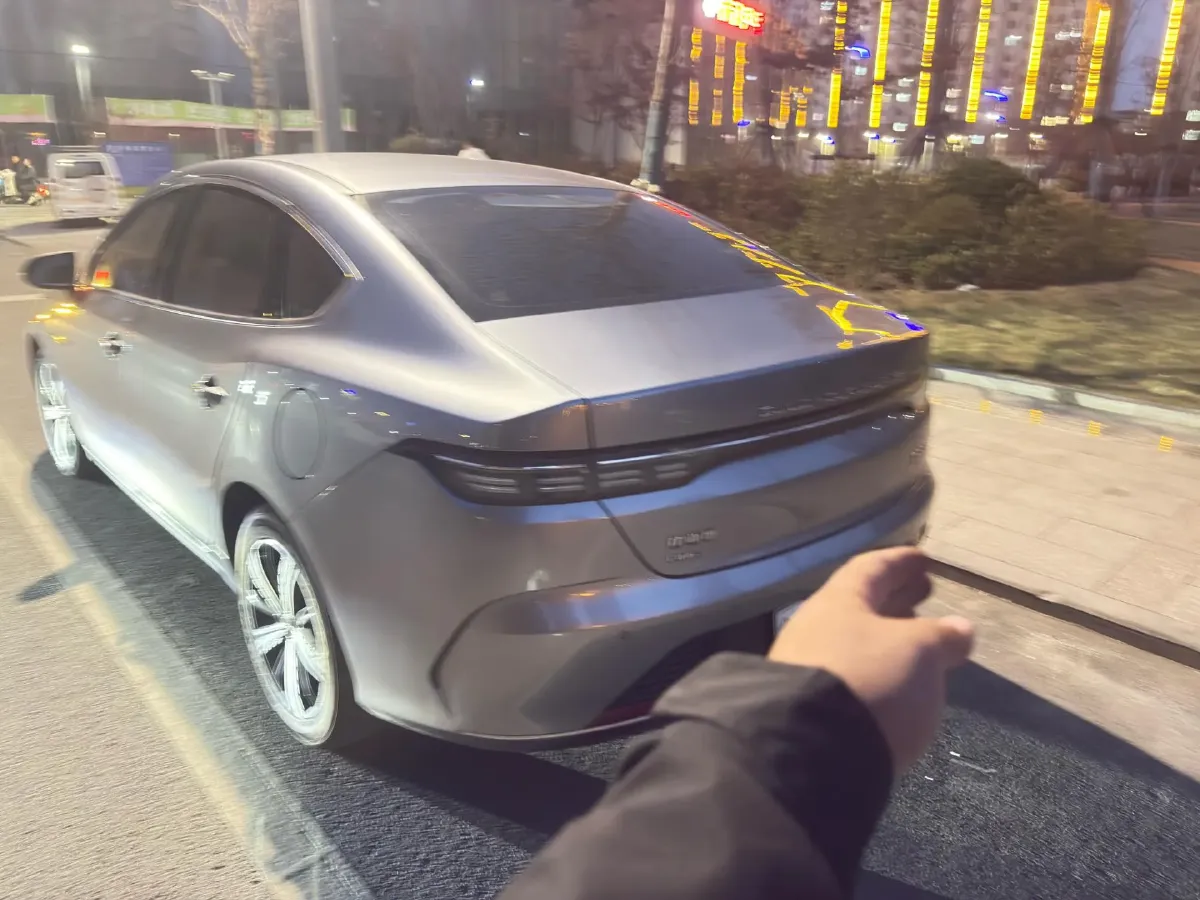 2022 Roewe RX5 MAX 1.5T 181HP L4 6AT,autocango,china used car exporter,china ev exporter,chinese used car exporter,chinese used ev exporter