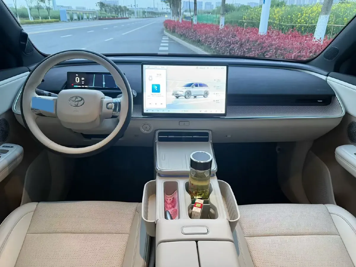 2025 Toyota BZ3X BEV 58.37KWH,autocango,china used car exporter,china ev exporter,chinese used car exporter,chinese used ev exporter