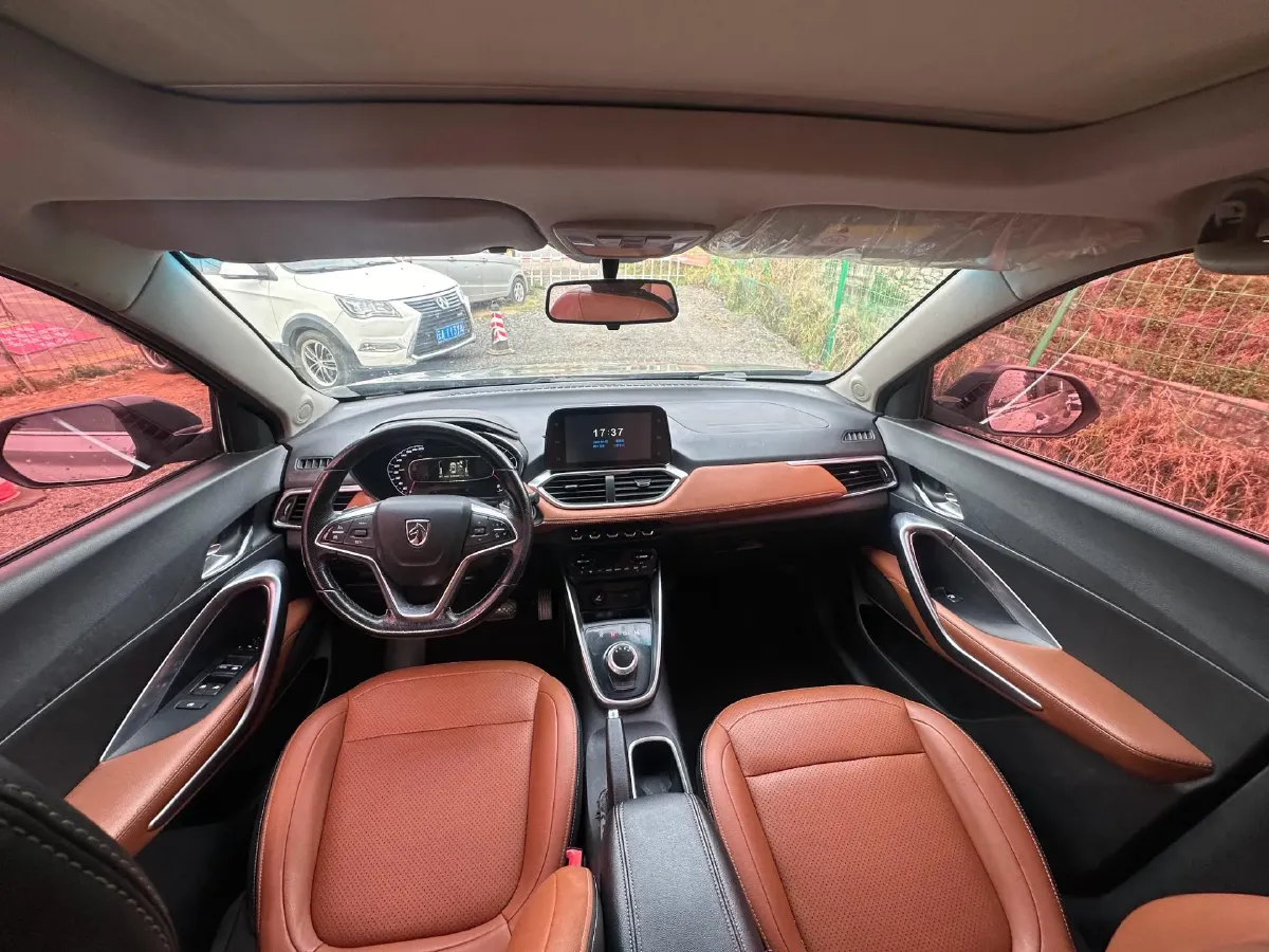 2018 KaiYi E3 1.6L 110HP L4 5MT,autocango,china used car exporter,china ev exporter,chinese used car exporter,chinese used ev exporter