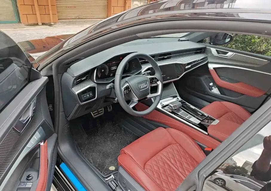 2024 Audi A7L 2.0T 245HP L4 7DCT,autocango,china used car exporter,china ev exporter,chinese used car exporter,chinese used ev exporter