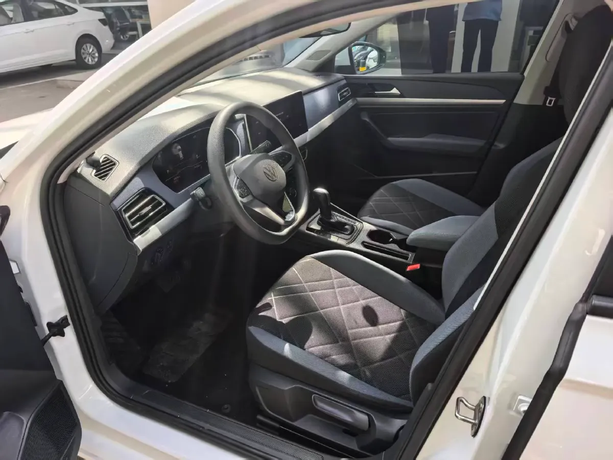 2024 Volkswagen Lavida 1.5L 110HP L4 6AT,autocango,china used car exporter,china ev exporter,chinese used car exporter,chinese used ev exporter