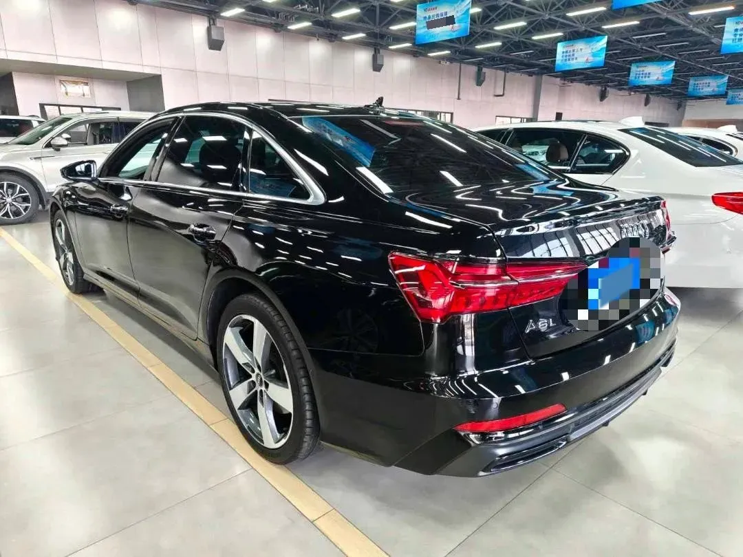 2020 Audi A6L 2.0T 224HP L4 7DCT,autocango,china used car exporter,china ev exporter,chinese used car exporter,chinese used ev exporter
