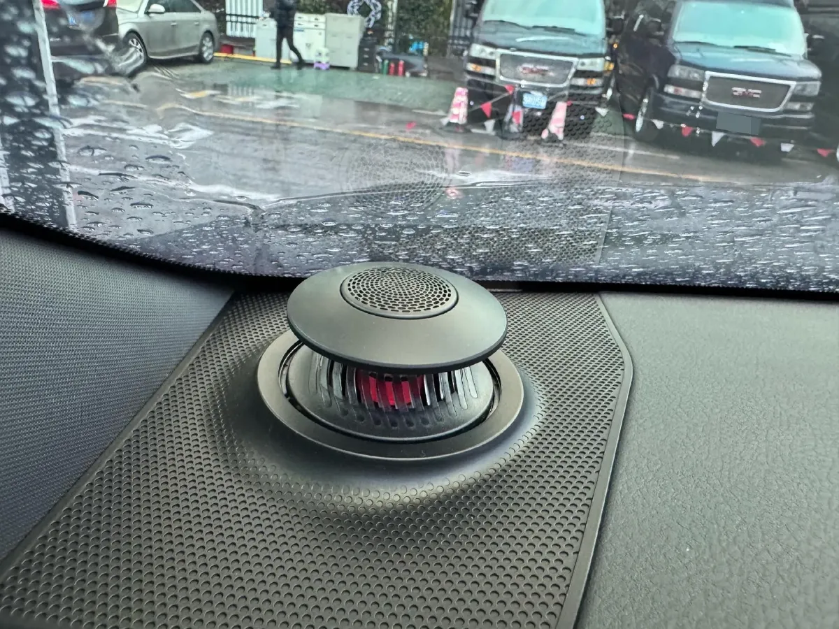 2023 Toyota Sienna 2.5L 189HP L4 E-CVT Hybrid,autocango,china used car exporter,china ev exporter,chinese used car exporter,chinese used ev exporter