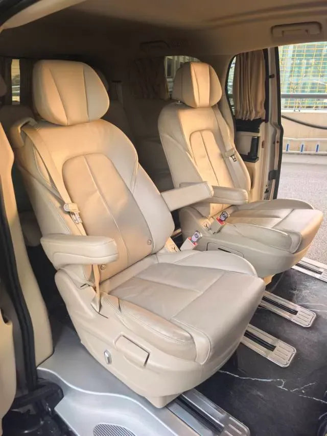2023 Buick GL8 2.0T 237HP L4 9AT,autocango,china used car exporter,china ev exporter,chinese used car exporter,chinese used ev exporter