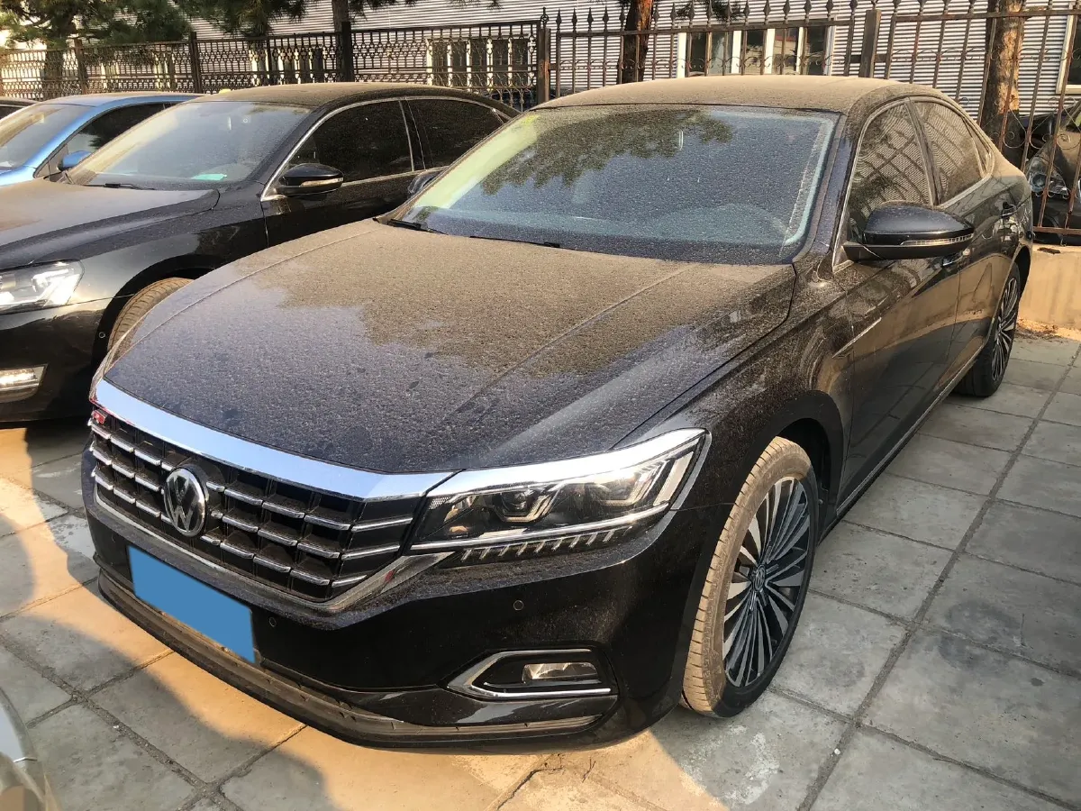 2020 Volkswagen Passat 2.0T 186HP L4 7DCT,autocango,china used car exporter,china ev exporter,chinese used car exporter,chinese used ev exporter