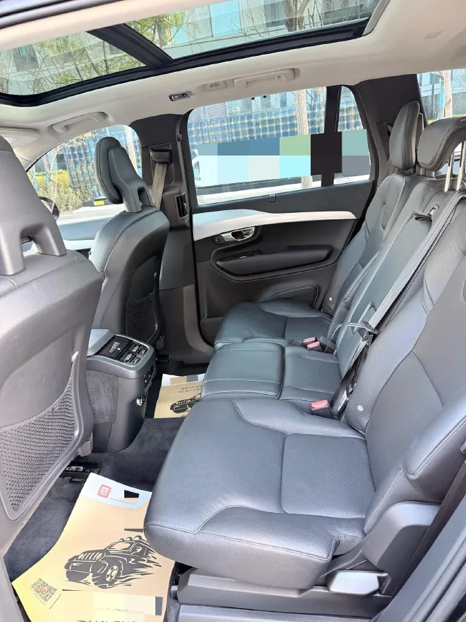 2018 Volvo XC90 2.0T 320HP L4 8AT,autocango,china used car exporter,china ev exporter,chinese used car exporter,chinese used ev exporter