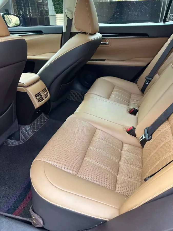 2017 Lexus ES 2.0L 167HP L4 6AT,autocango,china used car exporter,china ev exporter,chinese used car exporter,chinese used ev exporter